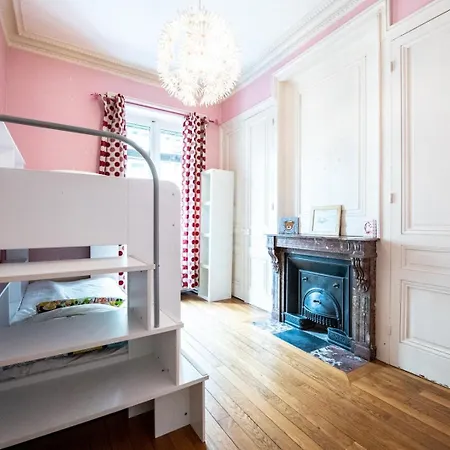 128 Thiers Apartment *